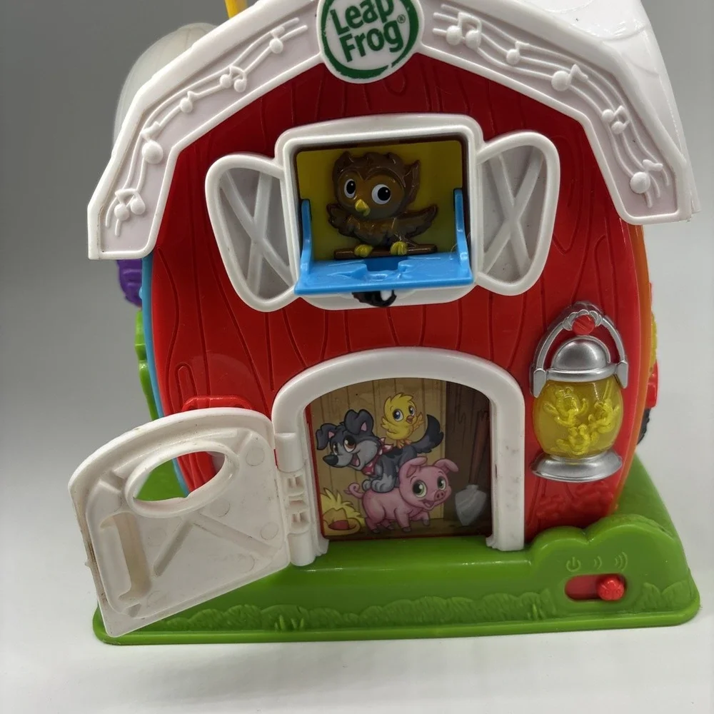 LeapFrog Sing & Play Animal Farm House Barn Lights Sounds Activity Buttons VIDEO